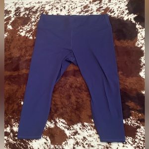 4x Fabletics Powerhold Leggings
